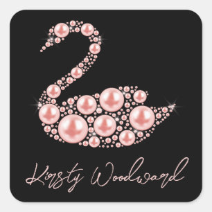 Elegante Roze Parel Zwaan op Zwarte Achtergrond Vierkante Sticker