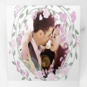 Elegante Roze Pioen Bloemige Trouwdag Drieluik Uitnodiging (Binnenzijde eerst)