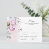 Elegante Roze Pioenrozen Salie Groene Bruiloft RSVP Kaartje (Staand voorkant)
