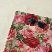  Elegante Roze Rode Bloemen op Roze Rose Goud Strandlaken (In situ)