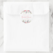 Elegante Roze Roze Bloemige Bruidsdouche Ronde Sticker (Tas)