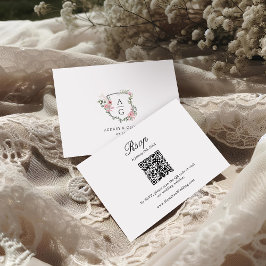 Elegante Roze Roze Bloemige Monogram Wapen QR Code RSVP Kaartje