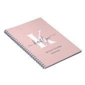 Elegante Roze Roze Grijs Script Monogram Notitieboek (Rechterzijde)