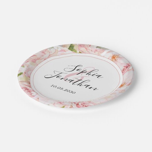Elegante roze rozen gepersonaliseerde bruiloft papieren bordje (Gekanteld)