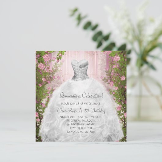 Elegante Roze Rozen Witte Quinceanera Uitnodiginge Kaart (Staand voorkant)