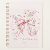 Elegante roze strik & parels Coquette gepersonalis Planner (Voorkant)