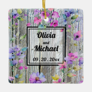 Elegante roze waterverf bloeit noodlijdend hout keramisch ornament