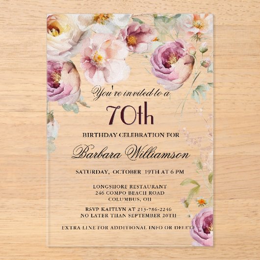 Elegante roze Wildflower Floral 70ste verjaardagsf Acryl Uitnodigingen (Voorkant)