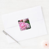 Elegante roze witte pioen bloementuin foto vierkante sticker (Envelop)