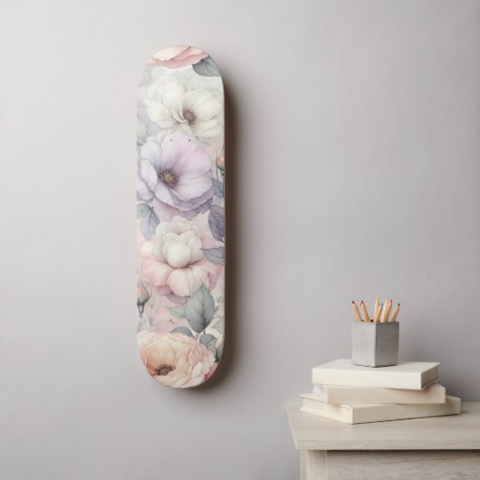 Elegante Rozen bloesems Persoonlijk Skateboard (Muurkunst)
