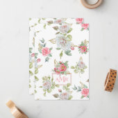 Elegante Rozen met gouden gegraveerde bladeren | M Notitiekaartje (Voorkant / Achterkant in situ)