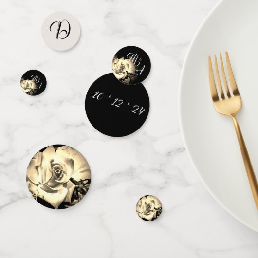 Elegante Rozen Met Monogram Confetti (Groep)