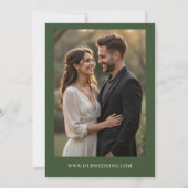 Elegante rustieke eucalyptus foto groen bruiloft kaart (Achterkant)