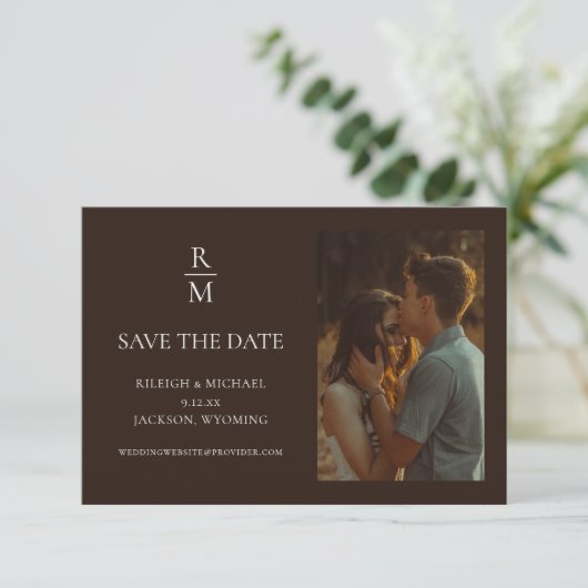 Elegante rustieke Monogram foto Save the Date (Staand voorkant)