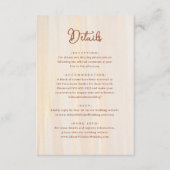 Elegante rustieke terracotta & gouden monogram bru informatiekaartje (Voorkant)