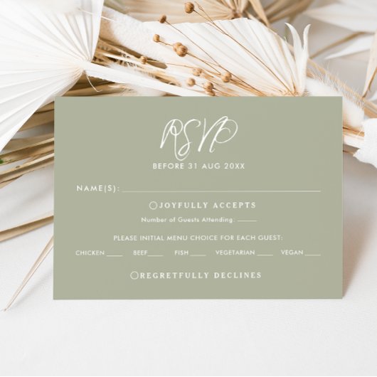 Elegante Sage Green Calligraphy Wedding RSVP Kaart