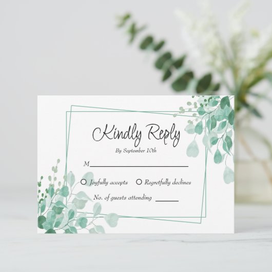 Elegante Sage Green Eucalyptus Greenery RSVP kaart (Staand voorkant)