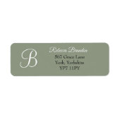 Elegante Sage Green Monogram Bruiloftsadreslabel Etiket (Voorkant)