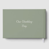 Elegante Sage Green Monogram Script Wedding Party Gastenboek (Achterkant)
