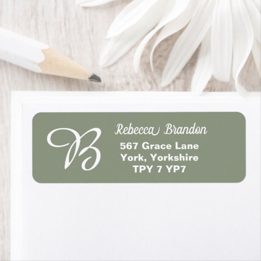 Elegante Sage Green Naam Monogram Retouradres Etiket (Insitu)