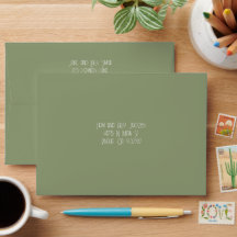 Elegante Sage Groene Bruiloft Mailing Envelop