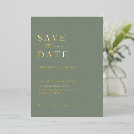 Elegante Sage groene bruiloft Save the Date Folie Uitnodiging (Staand Voorkant)