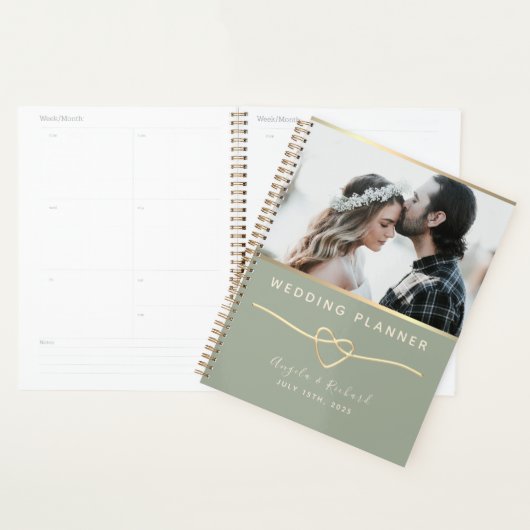 Elegante Sage Groene Foto Bruiloft Planner (Display)