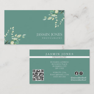 Elegante saliegroene bloemencode QR-code Visitekaartje