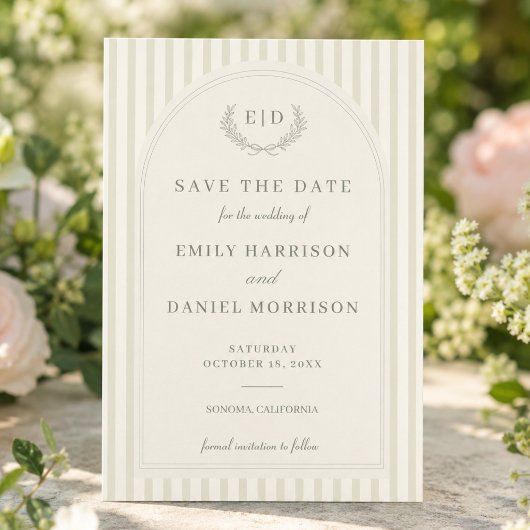 Elegante saliegroene gestreepte monogram huwelijks save the date