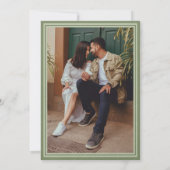 Elegante saliegroene monogram foto save the date kaart (Achterkant)