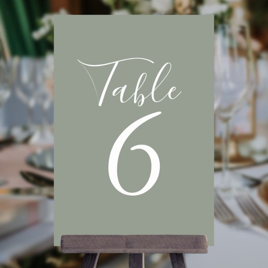 Elegante saliegroene script tafel nummers kaart