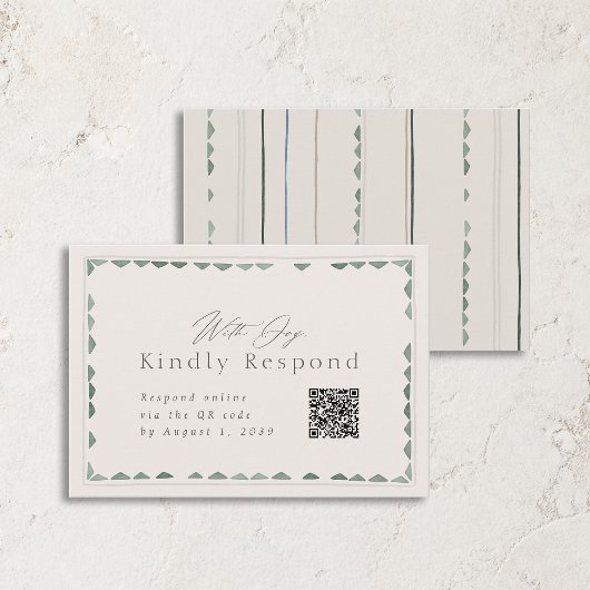 Elegante saliegroene trouw-RSVP kaart met QR-code