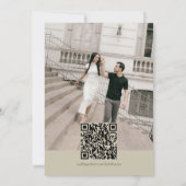 Elegante saliegroene zegelmonogram save the date kaart (Achterkant)