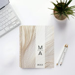 Elegante Salon Monogram Waves Planner<br><div class="desc">Elegante Monogram Waves Planner. Perfect voor ontwerpers,  stylisten,  salons,  haar- en make-up artiesten,  nagels en Lash artiesten,  wellness center en meer of alleen voor jou. U kunt het lettertype,  de kleur en de positie afzonderlijk selecteren door "verder te personaliseren".</div>