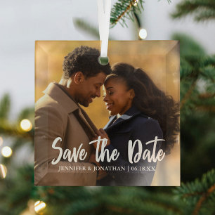 Elegante Save the Date-verlovingsfoto Kerstmis Glas Ornament