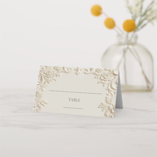 Elegante schrijftafel in ivoor met bloemmotief en plaatskaartje (Voorkant)