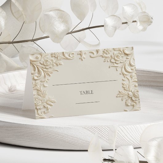 Elegante schrijftafel in ivoor met bloemmotief en  plaatskaartje