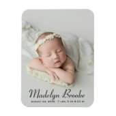 Elegante Script Baby Meisje Foto Geboorte Magneet (Verticaal)