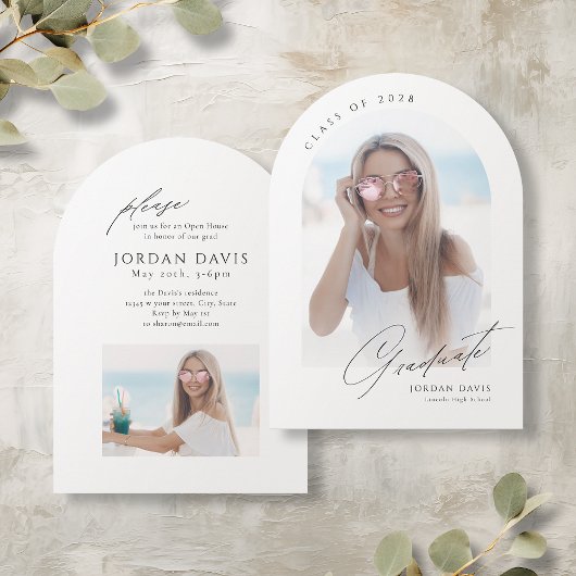 Elegante Script Boog Afstudeeraankondiging Kaart