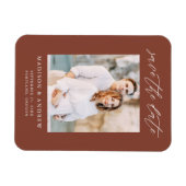 Elegante Script Bruine Foto Save The Date Magneet (Horizontaal)