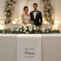 Elegante Script Crème Tafelkleed voor Trouwdecorat