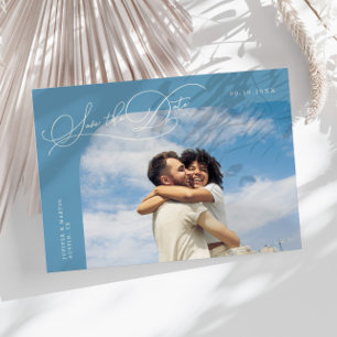 Elegante Script Denim Blauwe Gebogen Frame Foto Save The Date