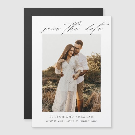 Elegante Script Foto Bruiloft Save The Date Magnetische Uitnodiging (Voorkant / Achterkant)