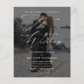 Elegante Script Foto Budget Huwelijksuitnodiging (Voorkant)