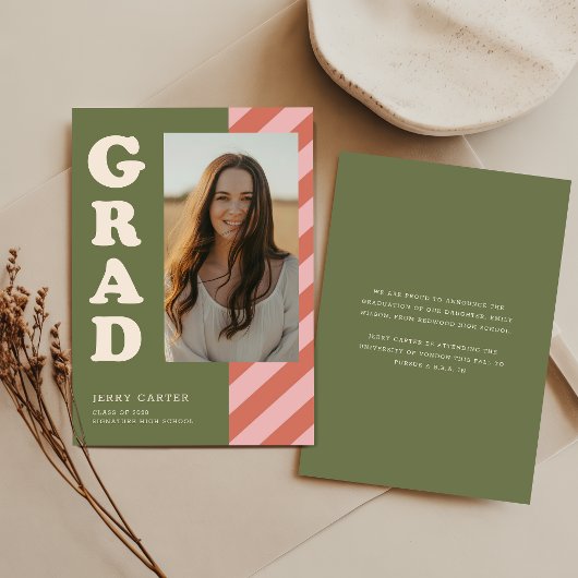 Elegante Script Foto Groen Rood Afstuderen Bedankkaart