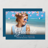 Elegante Script Foto Roze Bloemige Afstudeerfeest Kaart (Voorkant / Achterkant)