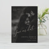 Elegante Script Foto Save The Date Kaart. (Staand voorkant)
