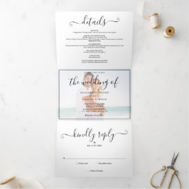 Elegante Script Foto Trouwdrie-Vouw Uitnodiging