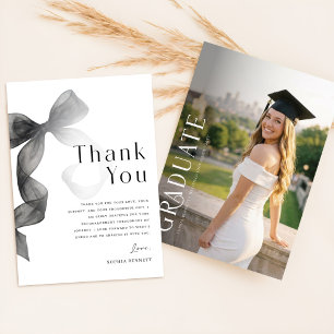 Elegante Script Grad Foto Zwarte Strik Afstuderen Bedankkaart