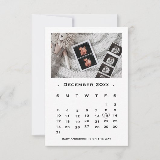 Elegante Script Kalender Zwangerschap aankondiging (Voorkant)